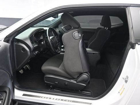 Used 2019 Dodge Challenger R/T Scat Pack w/ Shaker Package RWD image 31