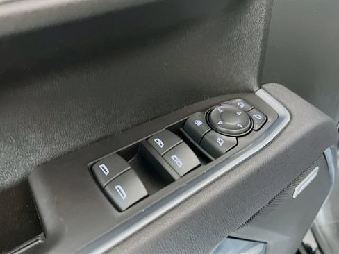 Used 2025 Chevrolet Silverado 1500 LTZ AWD/4WD image 10