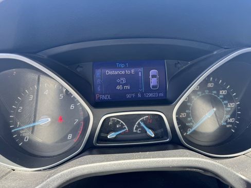 Used 2013 Ford Focus SE FWD image 24