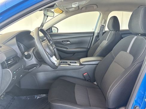 Used 2023 Nissan Sentra SV image 19