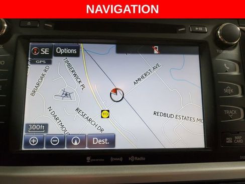 Used 2019 Toyota Highlander XLE image 19