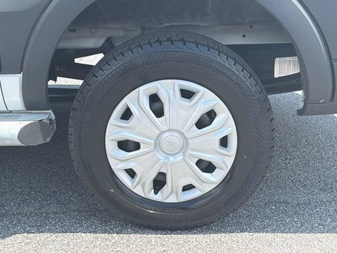 Certified 2025 Ford Transit 250 Low Roof w/ Exterior Upgrade Package RWD image 20