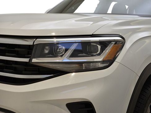 Used 2023 Volkswagen Atlas Cross Sport SE w/ Black Wheel Package image 5