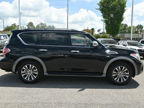 Used 2018 Nissan Armada SL w/ Moonroof Package RWD image 11