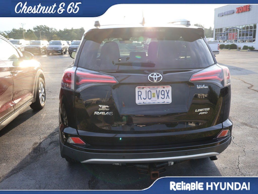 Used 2016 Toyota RAV4 Limited AWD/4WD image 18