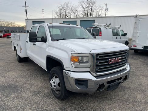 Used 2015 GMC Sierra 3500 4x4 Crew Cab w/ Snow Plow Prep Package image 6