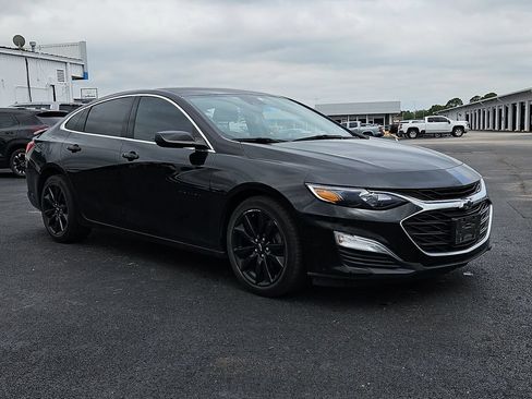 Used 2024 Chevrolet Malibu RS FWD image 19