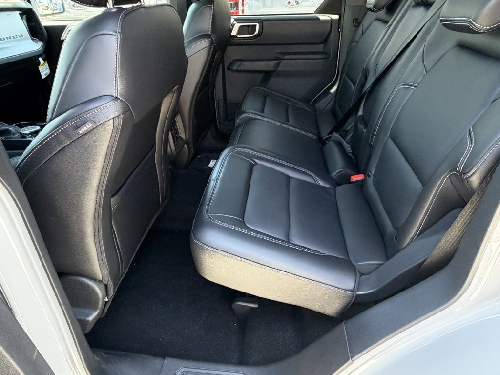 Used 2026 Ford Bronco Outer Banks AWD/4WD image 20