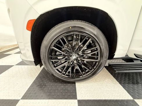 Used 2023 Cadillac Escalade Sport Platinum AWD/4WD image 12
