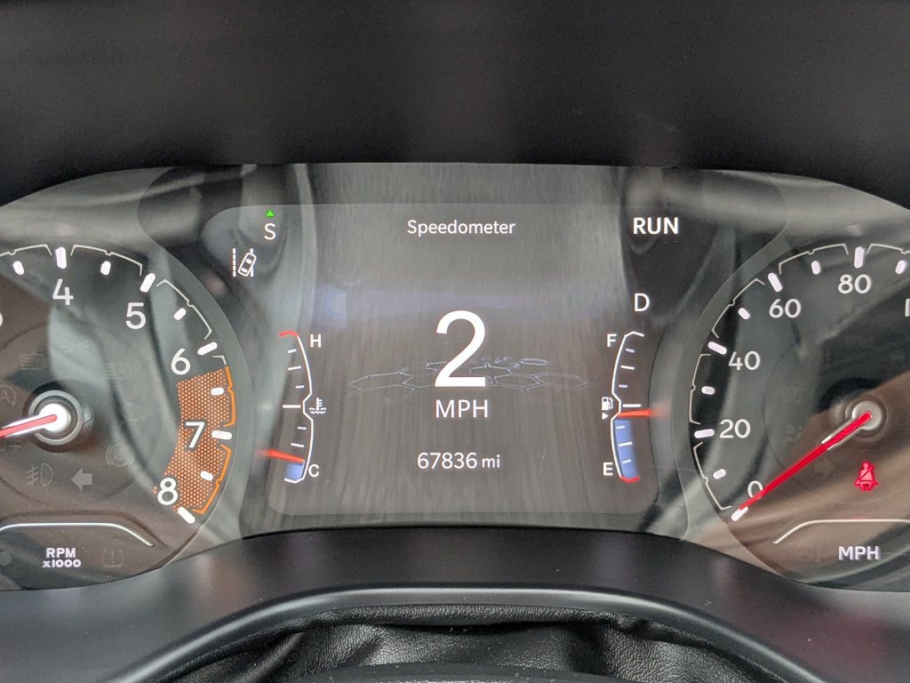 Used 2024 Jeep Compass Latitude AWD/4WD image 23