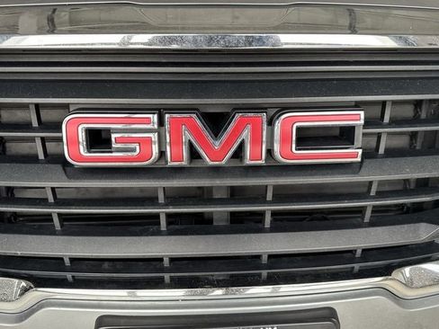 Certified 2023 GMC Terrain SLE w/ Driver Convenience Package image 29