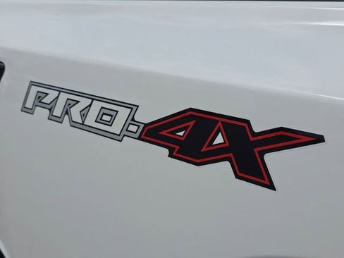 New 2026 Nissan Frontier PRO-4X w/ Pro-4x Convenience Package image 18