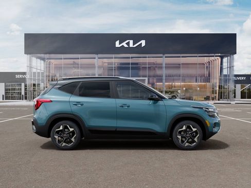 New 2026 Kia Seltos S FWD image 7