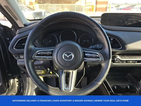 Used 2022 MAZDA CX-30 AWD 2.5 S w/ Premium Package image 11