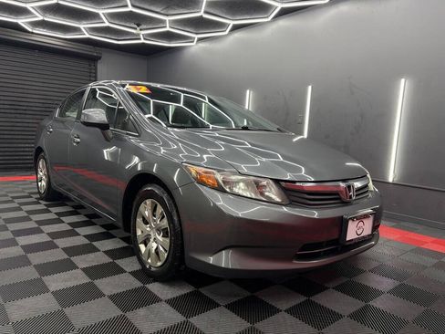 Used 2012 Honda Civic LX image 3