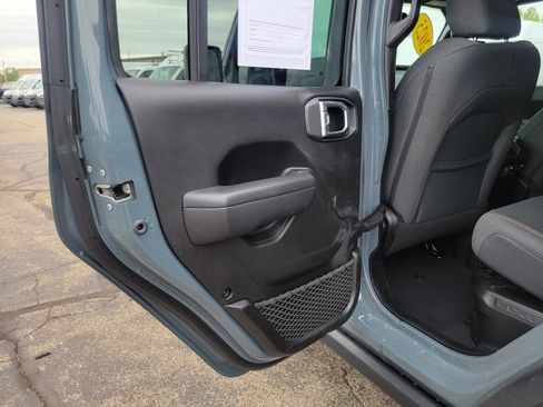 Used 2025 Jeep Wrangler Unlimited Sport S 4xe AWD/4WD image 16