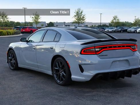 Used 2021 Dodge Charger SXT w/ Blacktop Package image 3