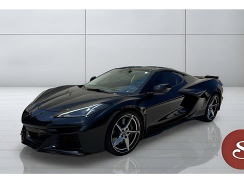 Used 2024 Chevrolet Corvette E-Ray w/ Stealth Interior Trim Package AWD/4WD image 1