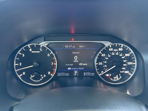 Used 2025 Nissan Altima 2.5 SR w/ SR Premium Package AWD/4WD image 19