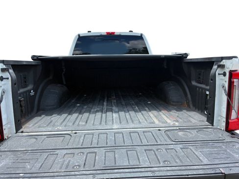 Used 2024 Ford F450 Platinum w/ FX4 Off-Road Package AWD/4WD image 9