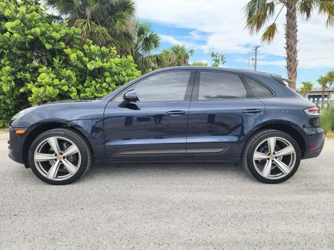 Used 2023 Porsche Macan image 3
