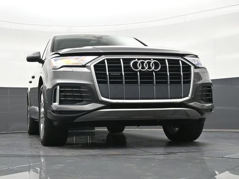 Used 2021 Audi Q7 2.0T Premium Plus w/ Premium Plus Package AWD/4WD image 24