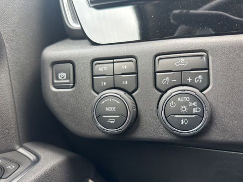 New 2025 Chevrolet Silverado 1500 LT Trail Boss w/ Convenience Package II image 25