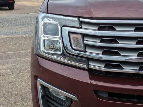 Used 2020 Ford Expedition Limited w/ Equipment Group 301A RWD image 10
