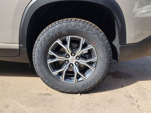 New 2026 GMC Acadia AT4 w/ Luxury Package image 58