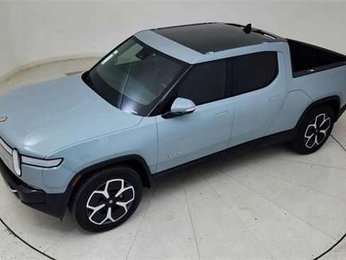 Used 2024 Rivian R1T Adventure image 80