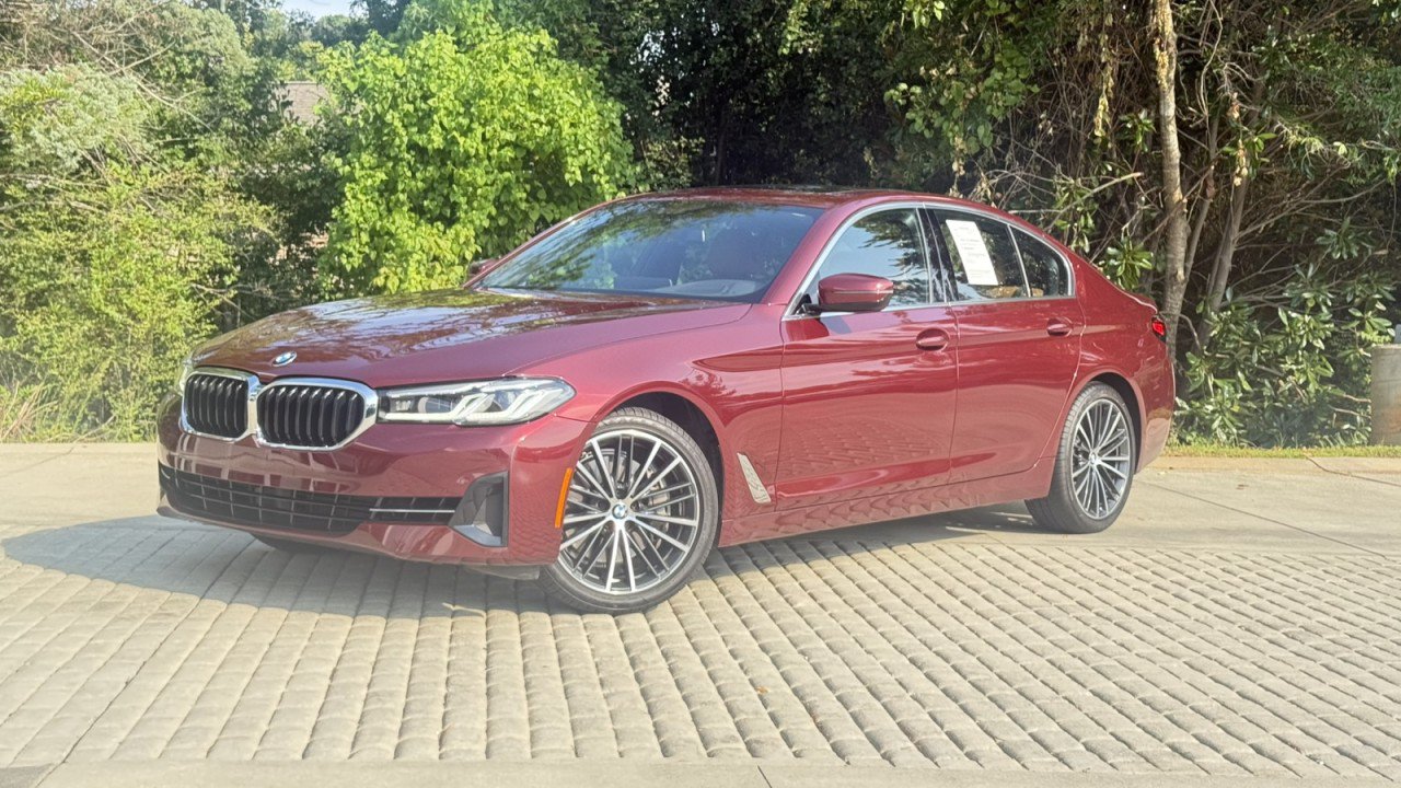 Used 2023 BMW 540i w/ Premium Package RWD image 1