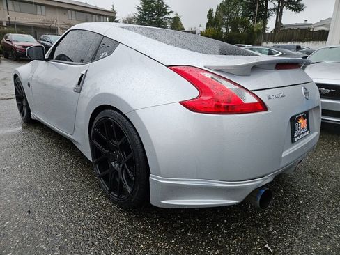 Used 2014 Nissan 370Z Coupe image 10