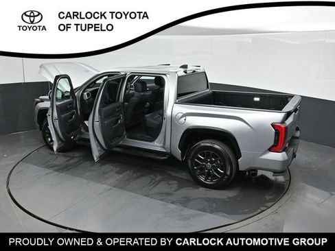 Used 2024 Toyota Tundra Platinum AWD/4WD image 56