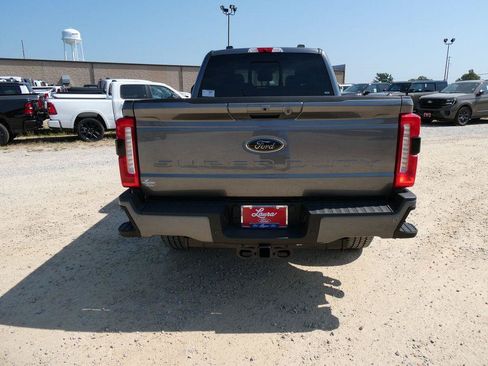 New 2026 Ford F250 Lariat w/ Black Appearance Package AWD/4WD image 5