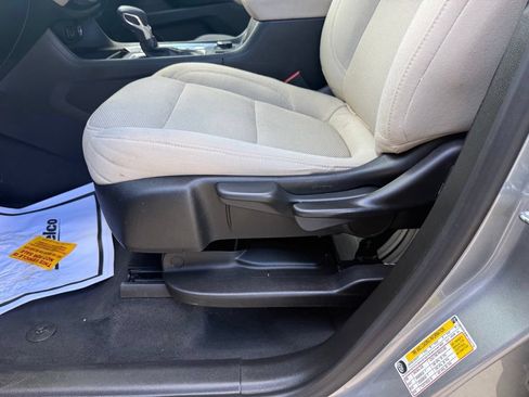 Used 2023 Chevrolet Traverse LS w/ Safety Package FWD image 27