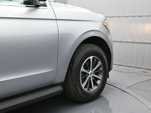 Used 2021 Ford Expedition XLT RWD image 43