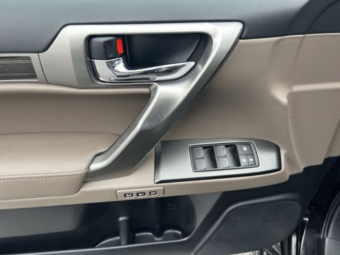 Used 2023 Lexus GX 460 Premium image 15