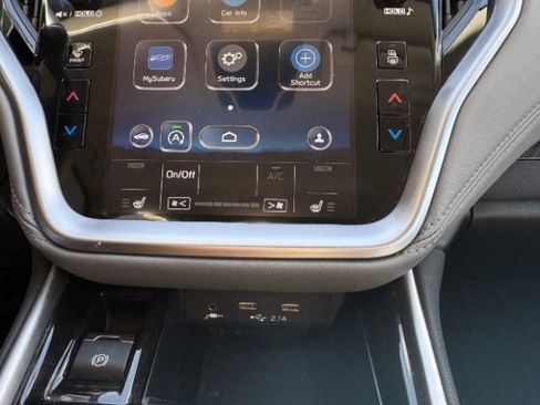Used 2022 Subaru Outback Premium image 24