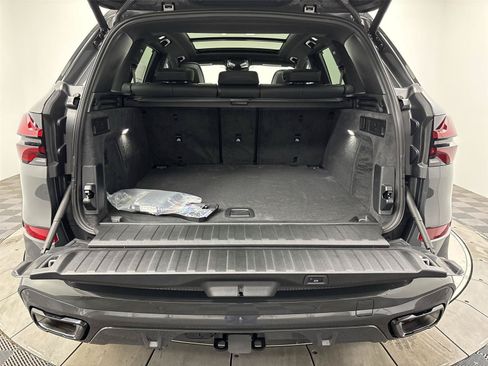 New 2026 BMW X5 xDrive40i w/ M Sport Package AWD/4WD image 21