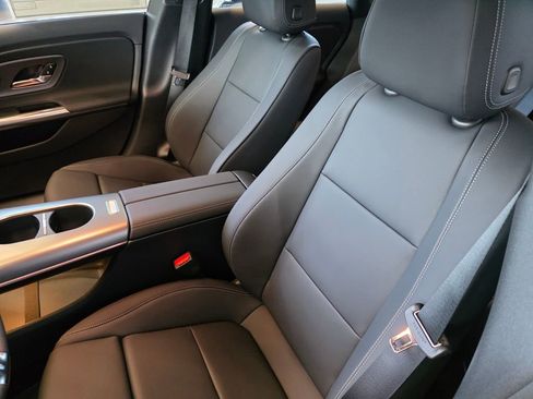 New 2026 Mercedes-Benz CLA 250+ image 8