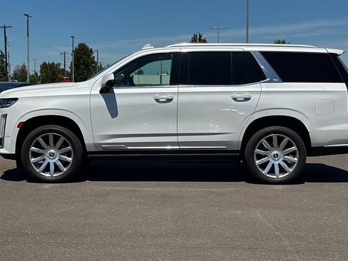 Used 2023 Cadillac Escalade Premium Luxury Platinum AWD/4WD image 7