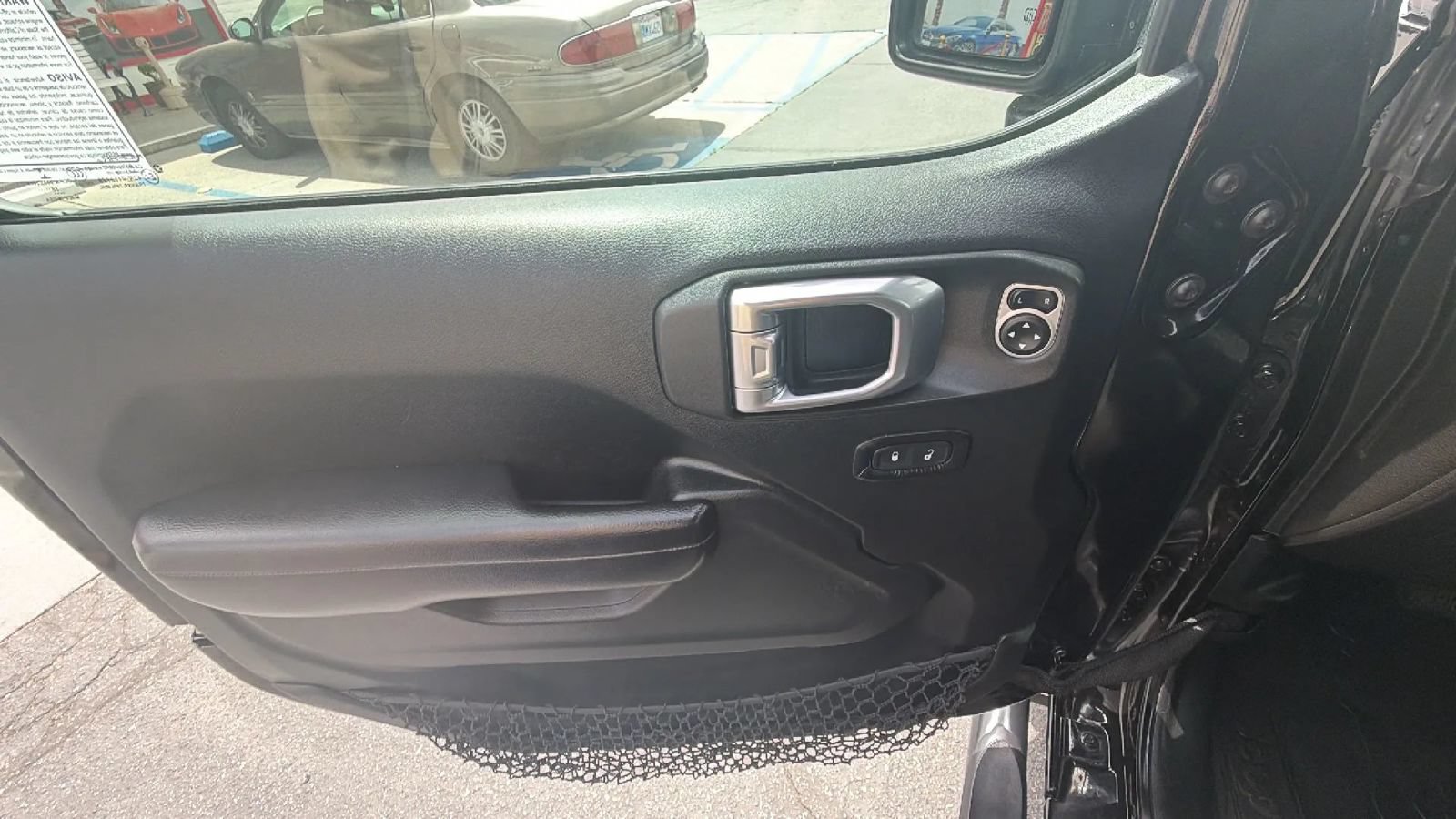 Used 2018 Jeep Wrangler Unlimited Sport S AWD/4WD image 15
