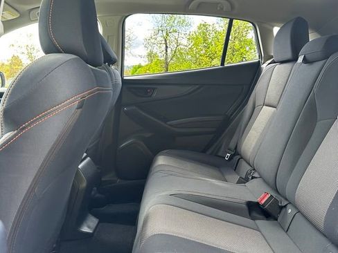 Used 2019 Subaru Crosstrek 2.0i Premium image 15