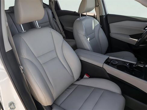 Used 2021 Nissan Rogue SL w/ Premium Package image 34