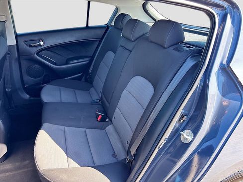 Used 2015 Kia Forte EX image 23