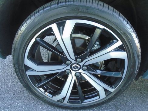 Used 2024 Volvo XC60 T8 Ultimate w/ Protection Package Premier image 47