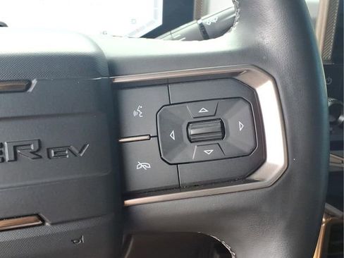 Used 2025 GMC Hummer EV 2X w/ LPO, Sport Package AWD/4WD image 14
