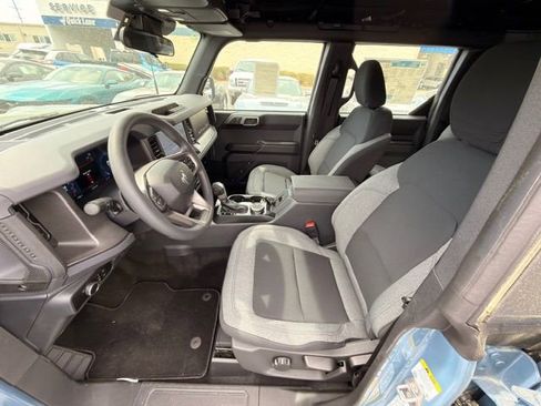 New 2025 Ford Bronco 4-Door AWD/4WD image 6