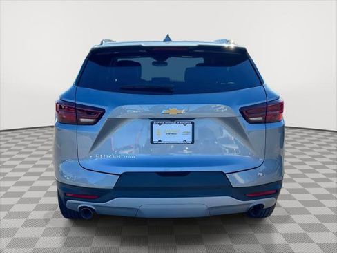 Used 2025 Chevrolet Blazer LT image 6