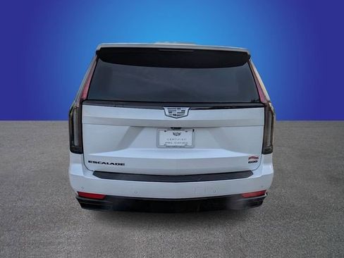 Certified 2024 Cadillac Escalade Sport w/ LPO, ONYX Package AWD/4WD image 4